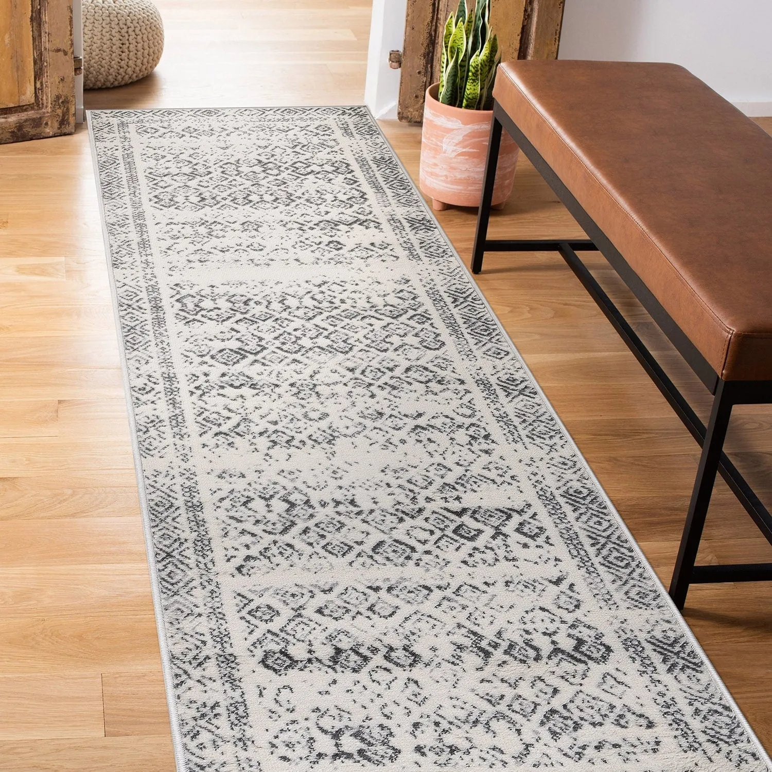 World Rug Gallery Distressed Bohemian Border Area Rug