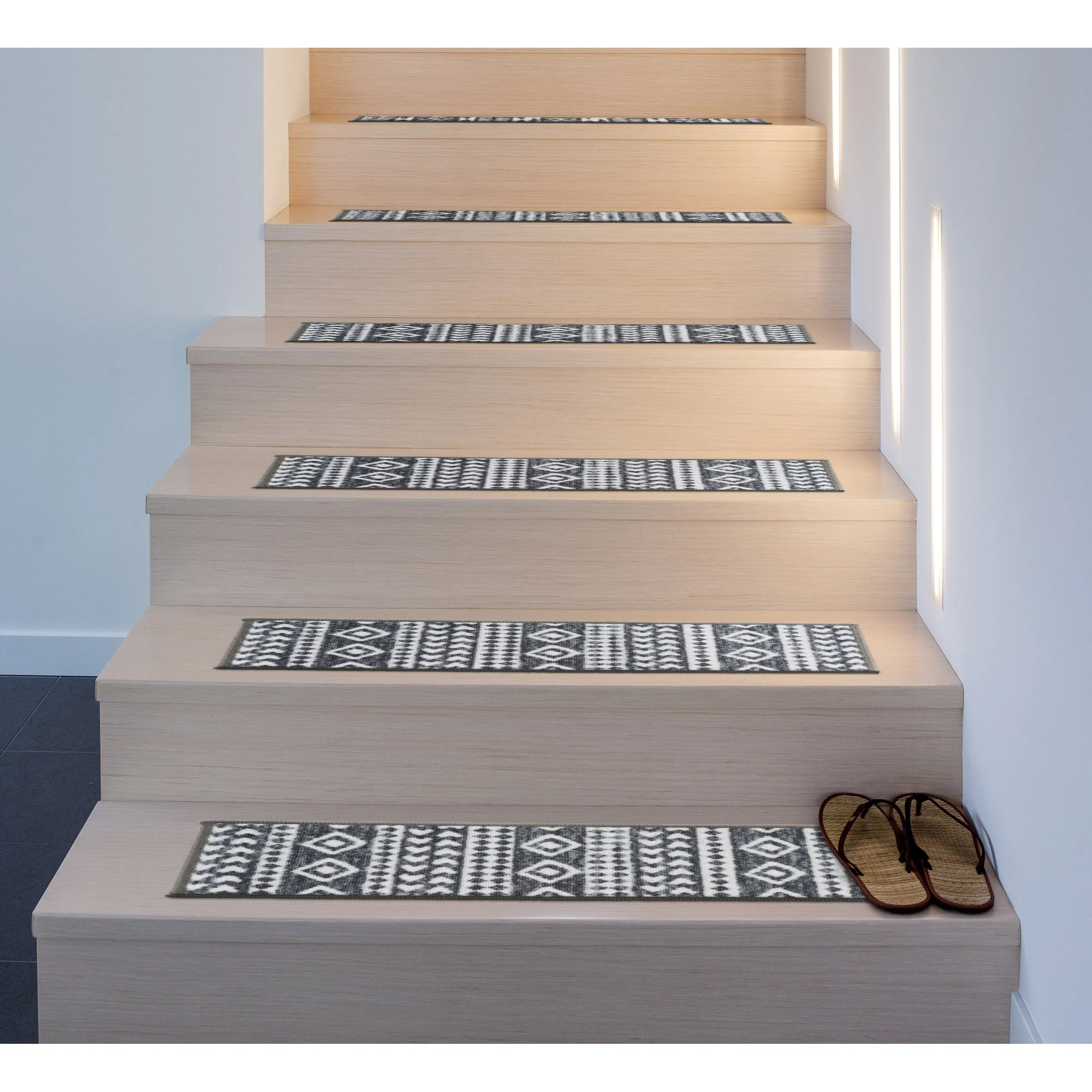 World Rug Gallery Geometric Bohemian Non-Slip Stair Treads