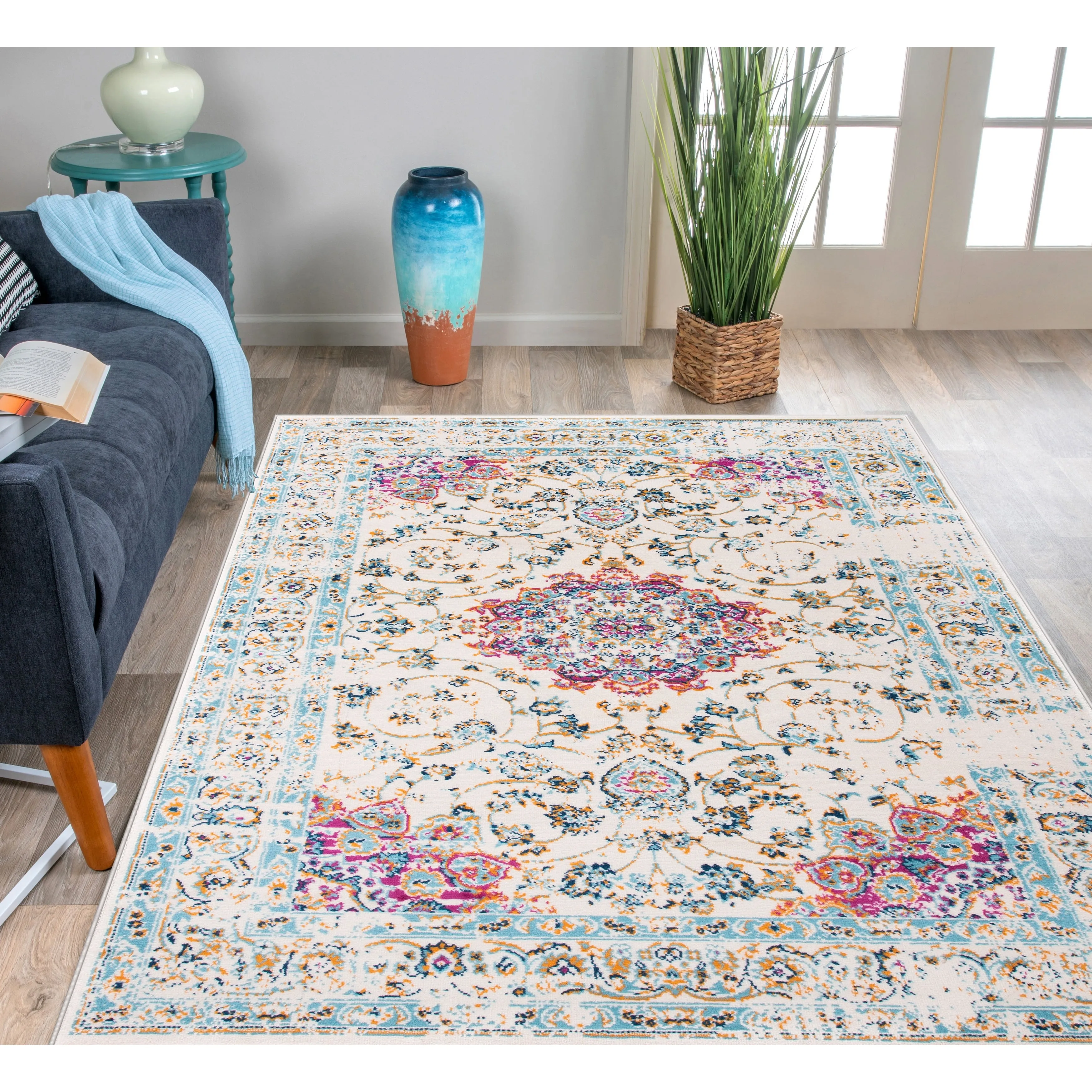 World Rug Gallery Traditional Distressed Oriental Rug
