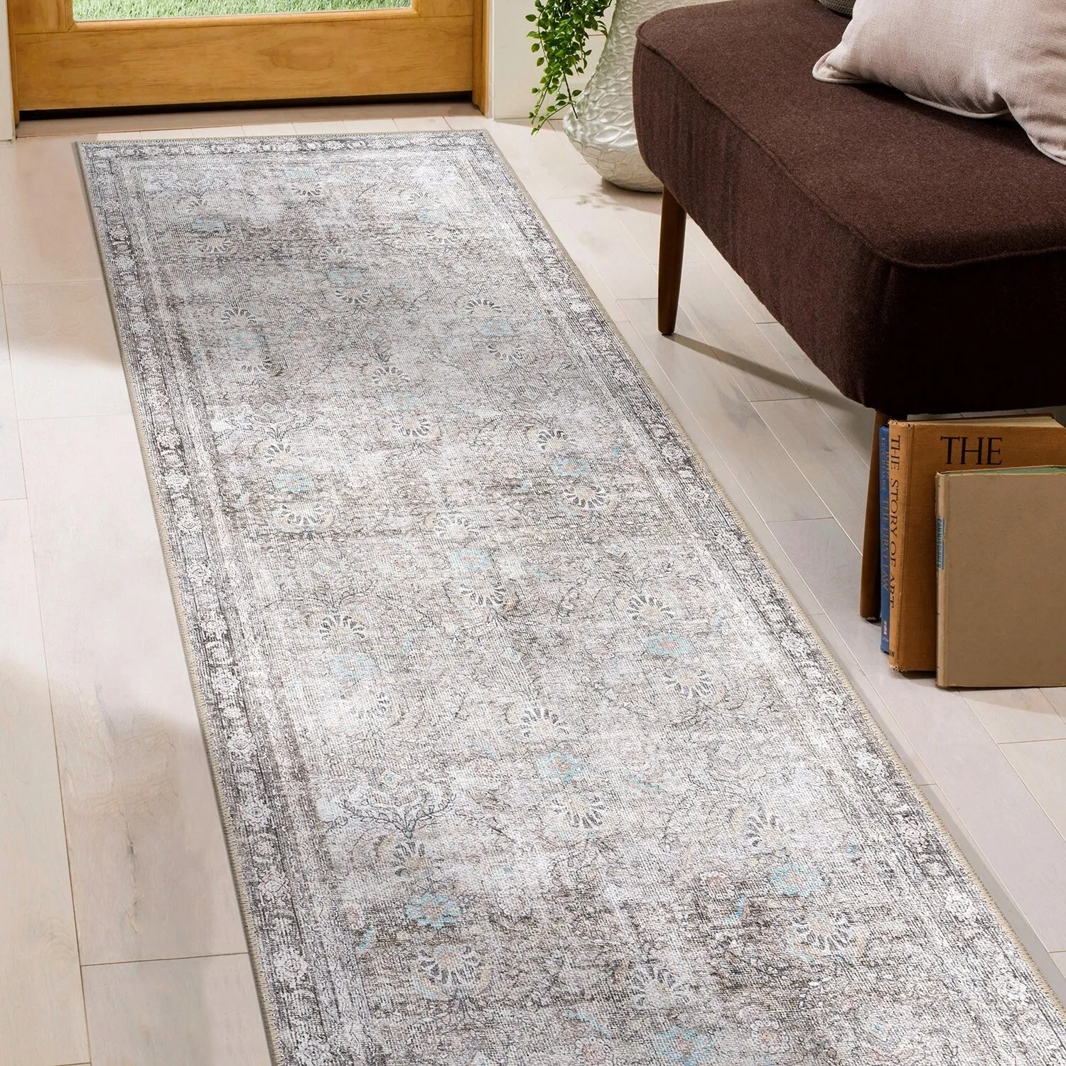 World Rug Gallery Vintage Inspired Machine Washable Non Slip Area Rug
