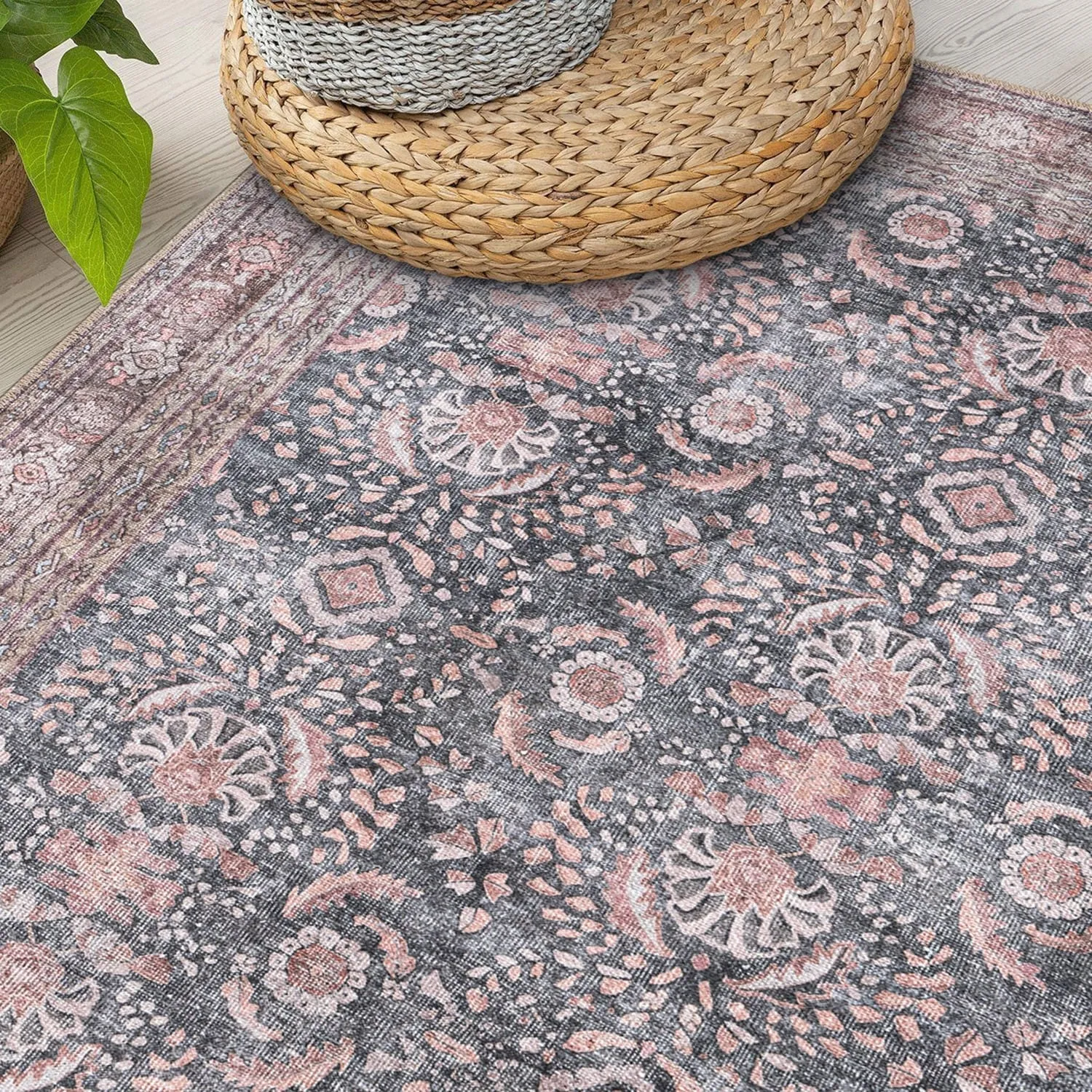World Rug Gallery Vintage Inspired Machine Washable Non Slip Area Rug