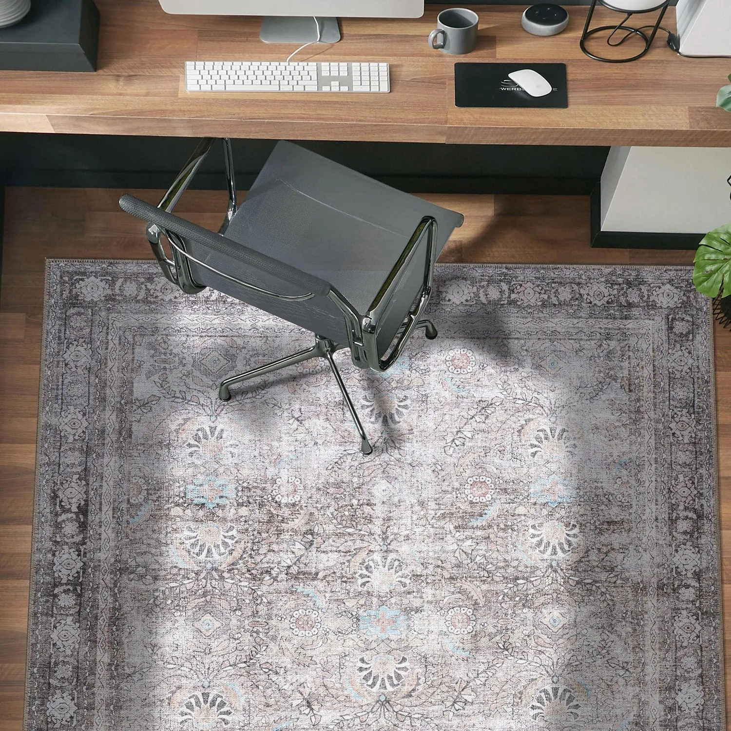 World Rug Gallery Vintage Inspired Machine Washable Non Slip Area Rug