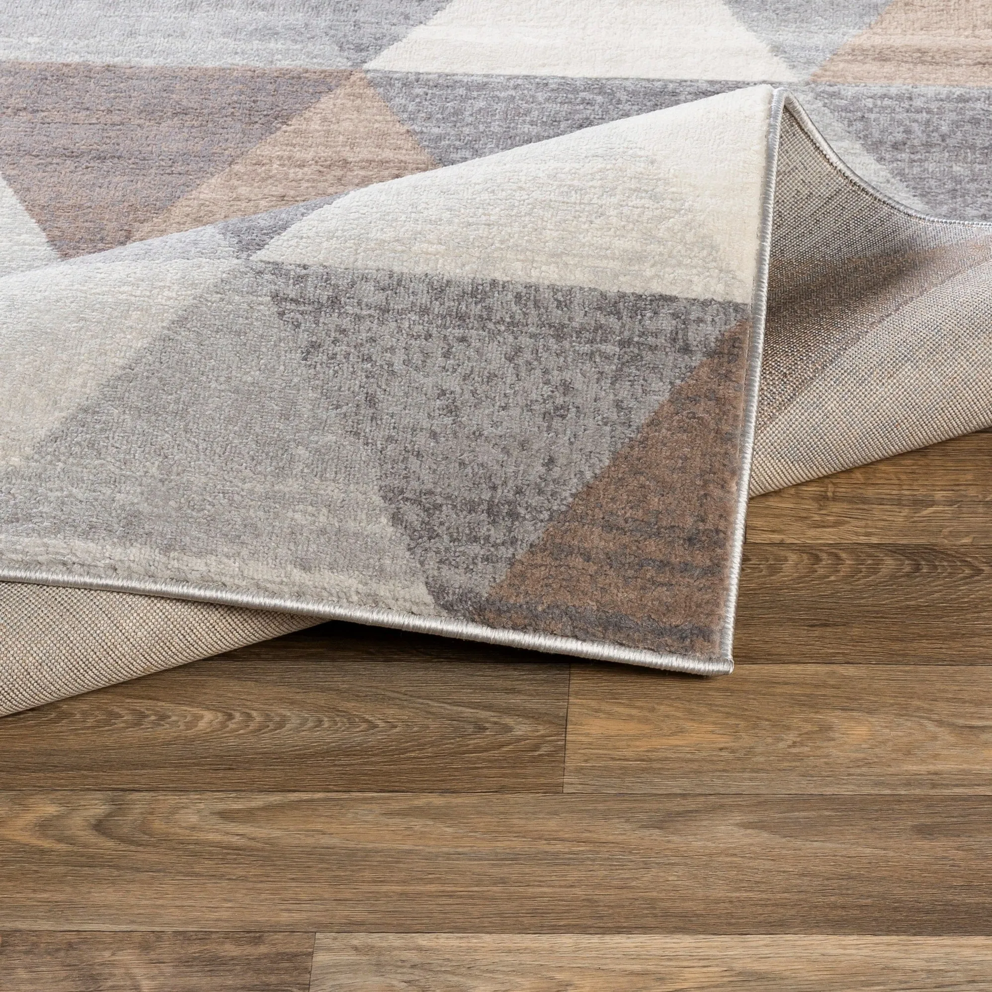Yaz Contempo Triangles Area Rug